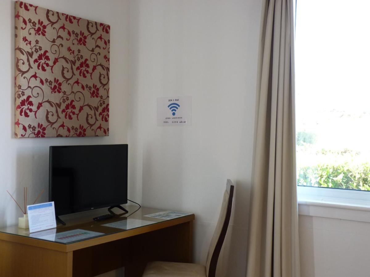 Azores Garden House - Private Suites & Apartments - Automatic Self Check-In Ponta Delgada  Bagian luar foto